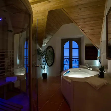 Bellavista Boutique Hotel 3*